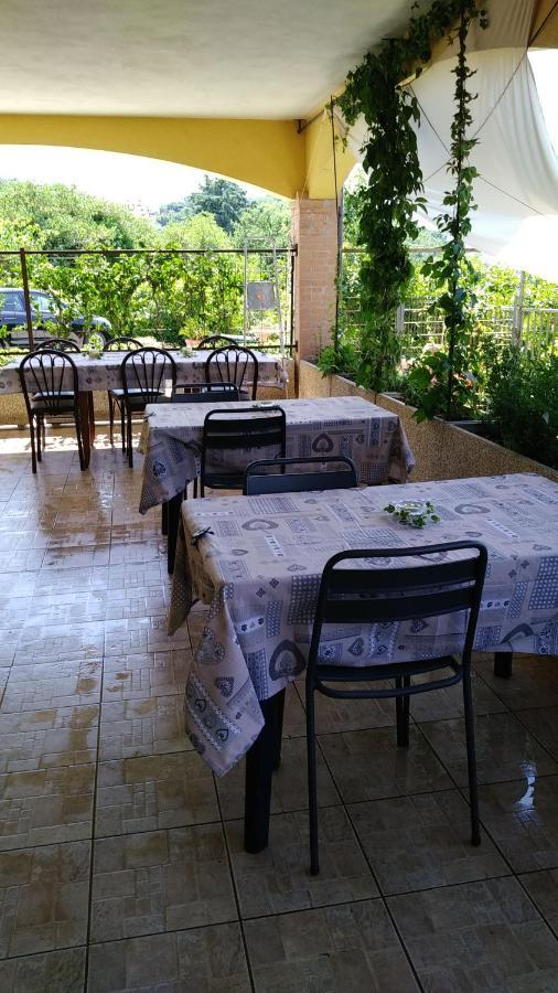 B&B Casa Regina Stroncone Экстерьер фото